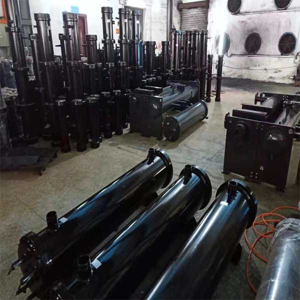 蒸發器冷凝器生產車間